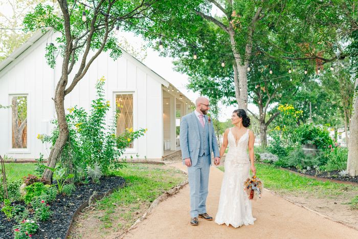Wendie + Nick at The Chapel at Gruene — photo 18