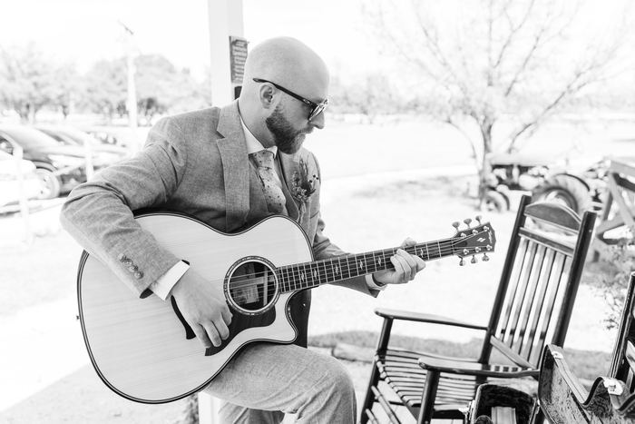 Wendie + Nick at The Chapel at Gruene — photo 4