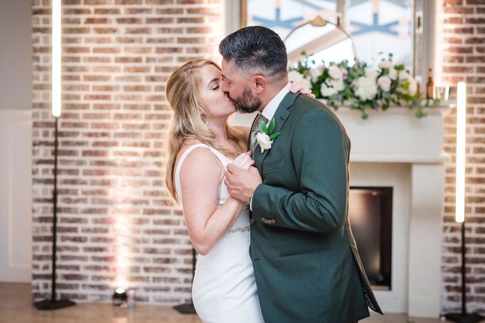 Lindsey + Kris at The Chapel at Gruene — photo 20