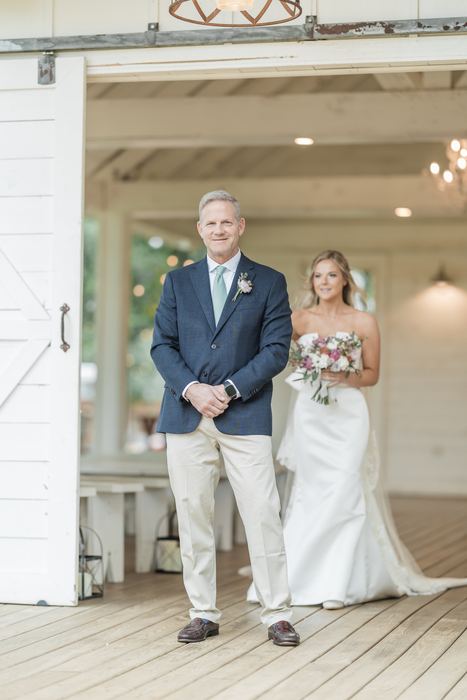 Jillian + Justin at The Chapel at Gruene — photo 6